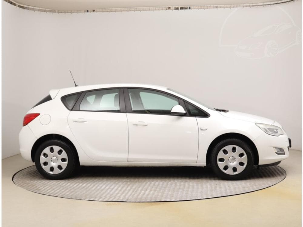 2012 Opel ASTRA - 6