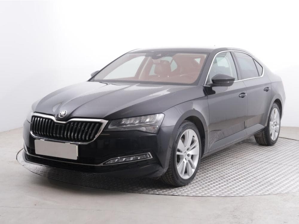 2020 Škoda SUPERB - 4
