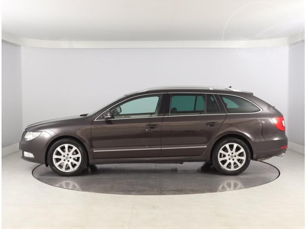 2010 Škoda SUPERB - 3