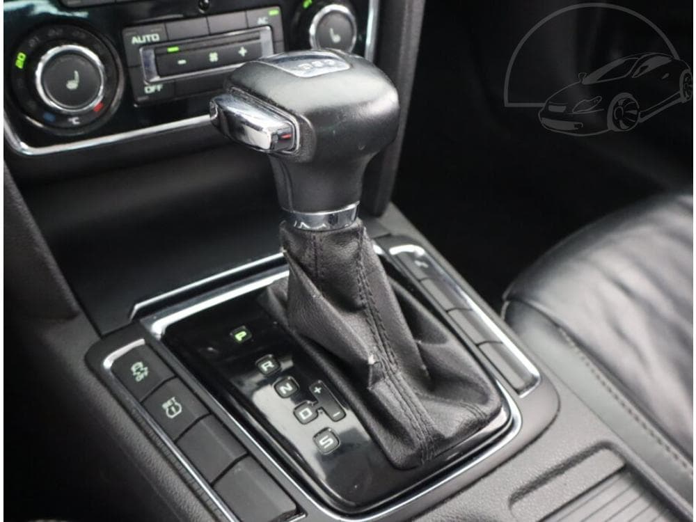 2010 Škoda SUPERB - 13