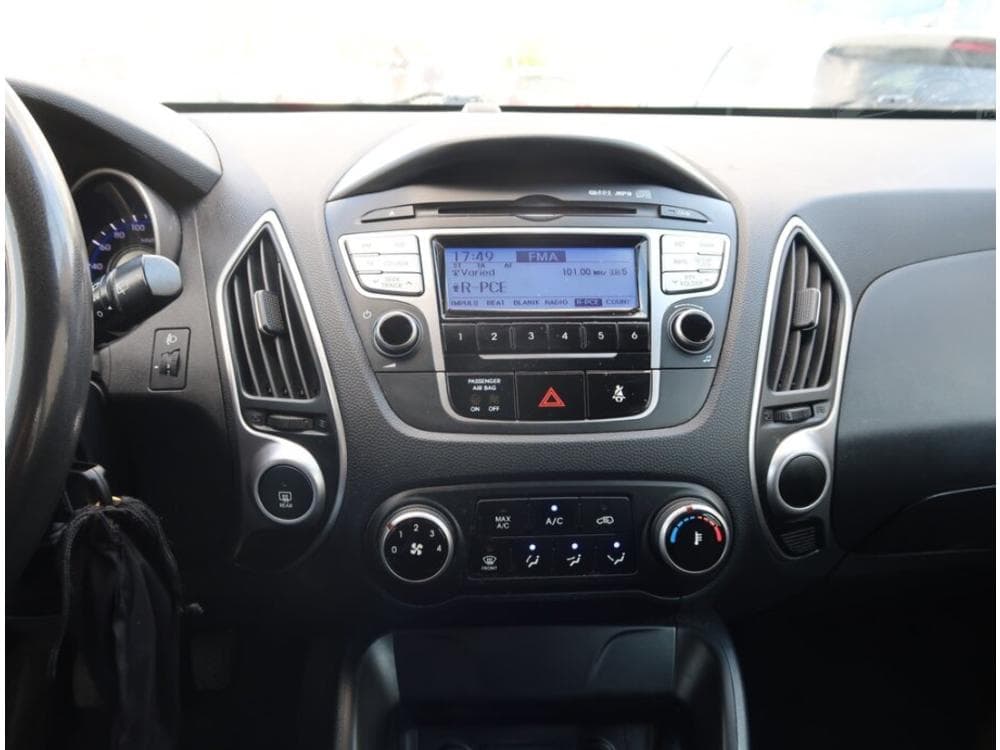 2011 Hyundai ix35 - 12