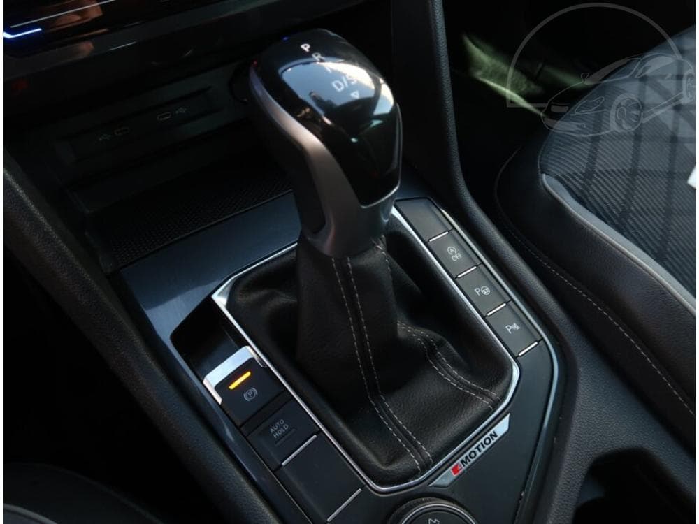 2022 Volkswagen TIGUAN - 49
