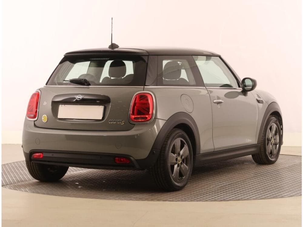 2022 Mini ONE - 9