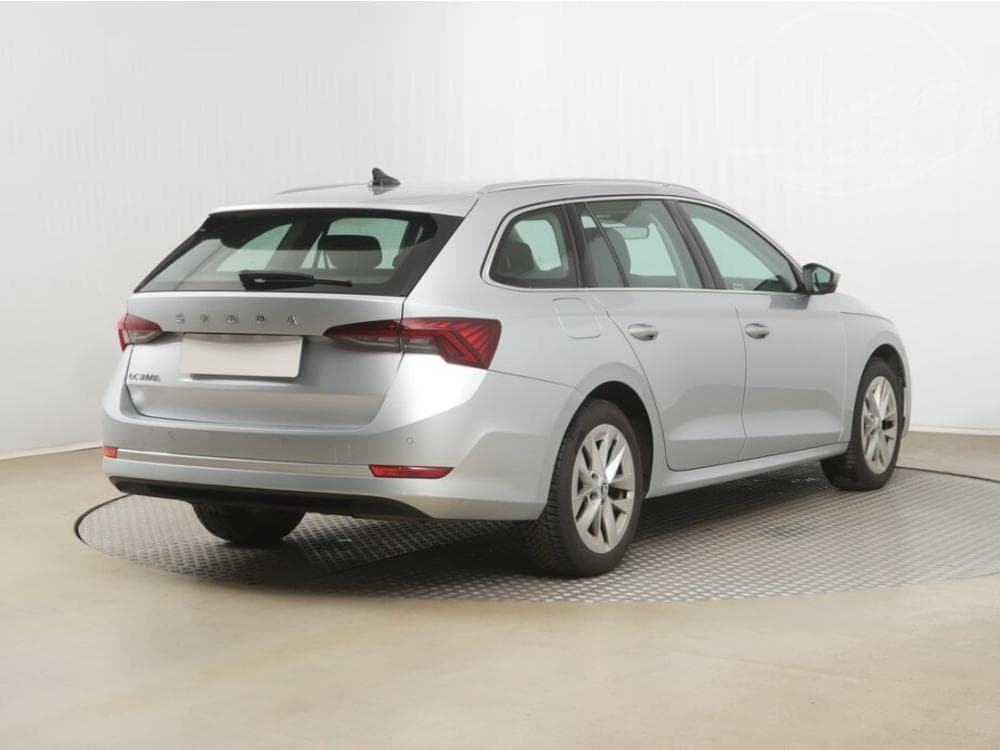 2022 Škoda OCTAVIA - 9