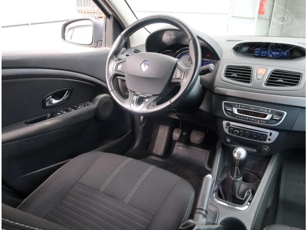 2015 Renault FLUENCE - 25