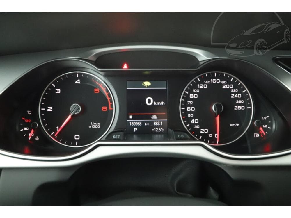 2015 Audi A4 - 29