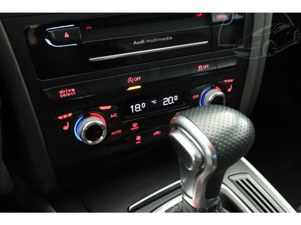 2015 Audi A4 - 49