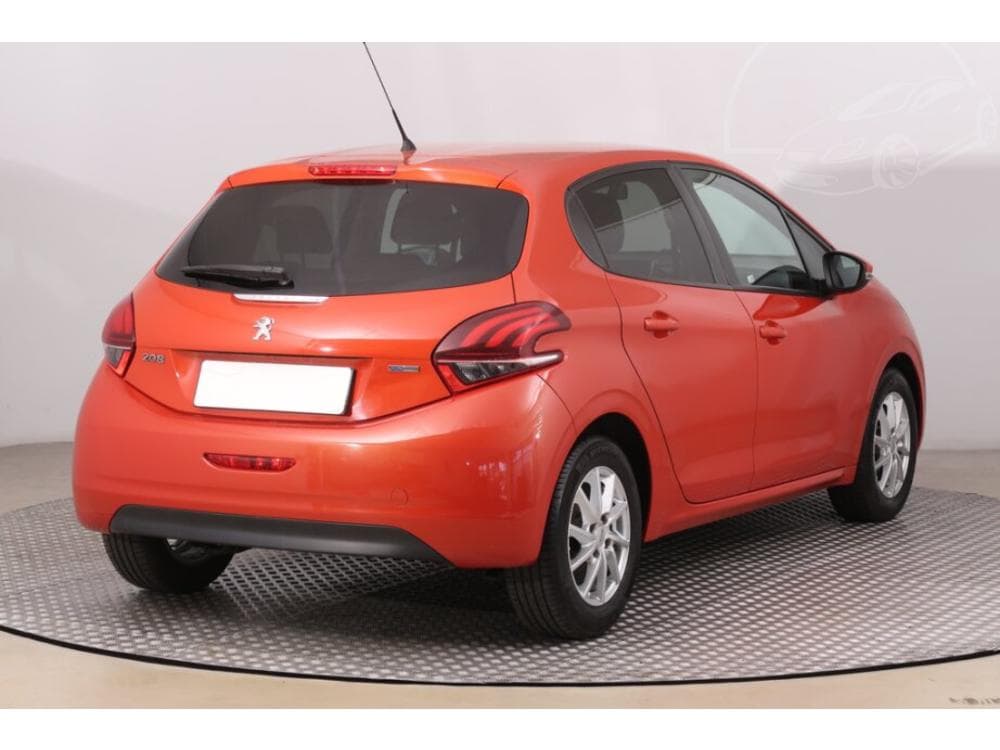 2016 Peugeot 208 - 5