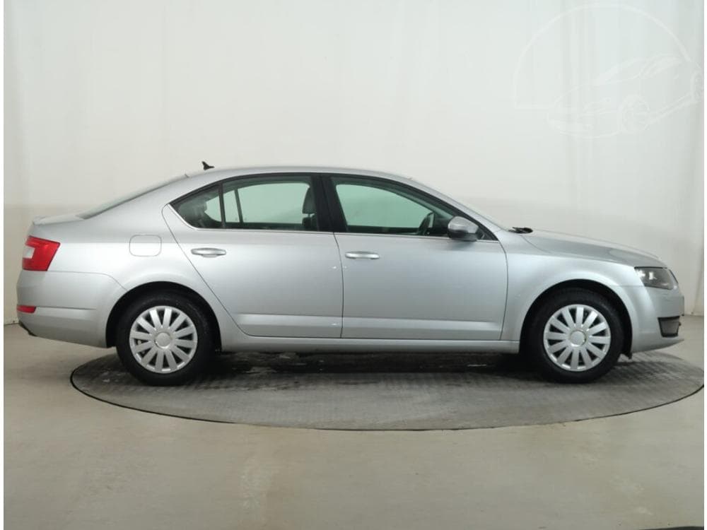 2014 Škoda OCTAVIA - 11