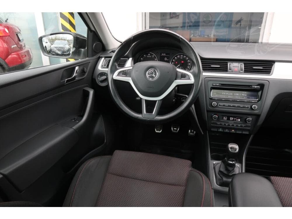 2014 Škoda RAPID - 13