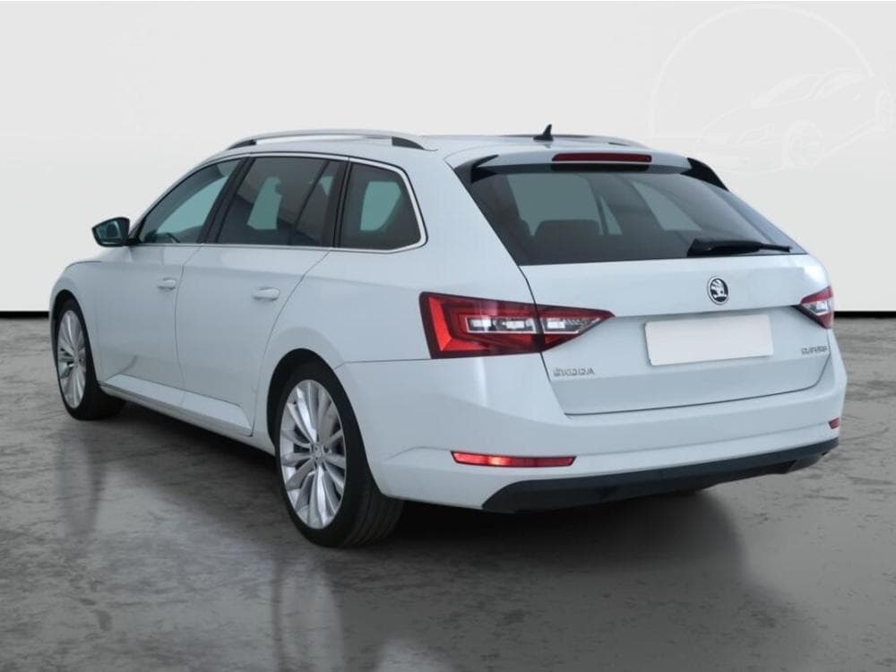 2016 Škoda SUPERB - 13