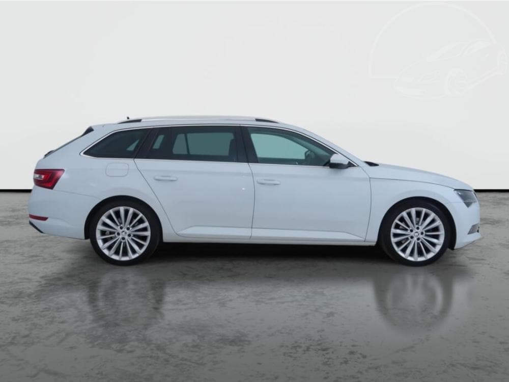 2016 Škoda SUPERB - 21
