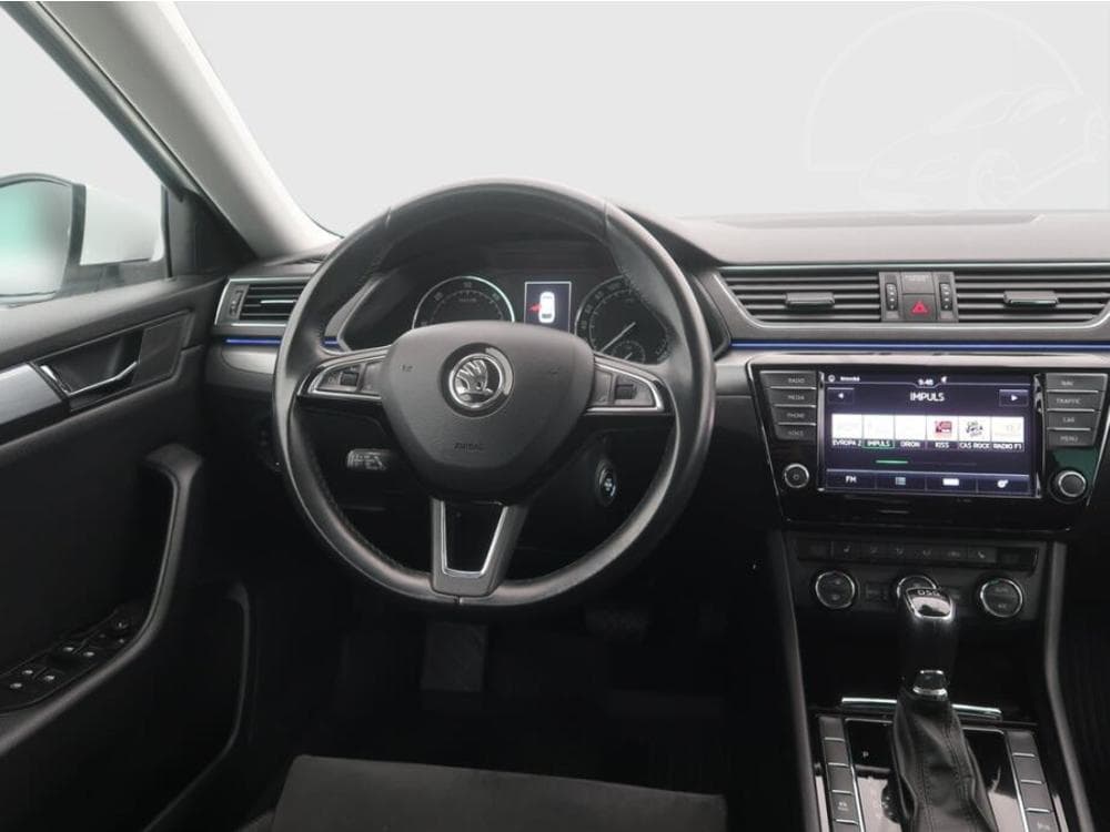 2016 Škoda SUPERB - 25