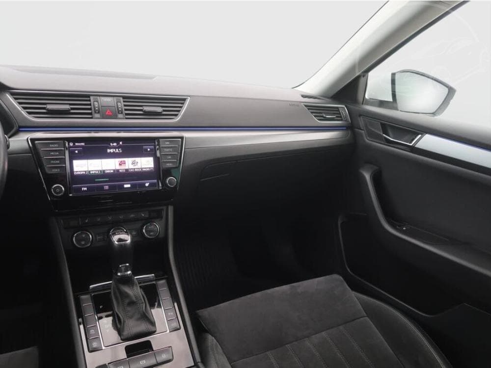 2016 Škoda SUPERB - 29