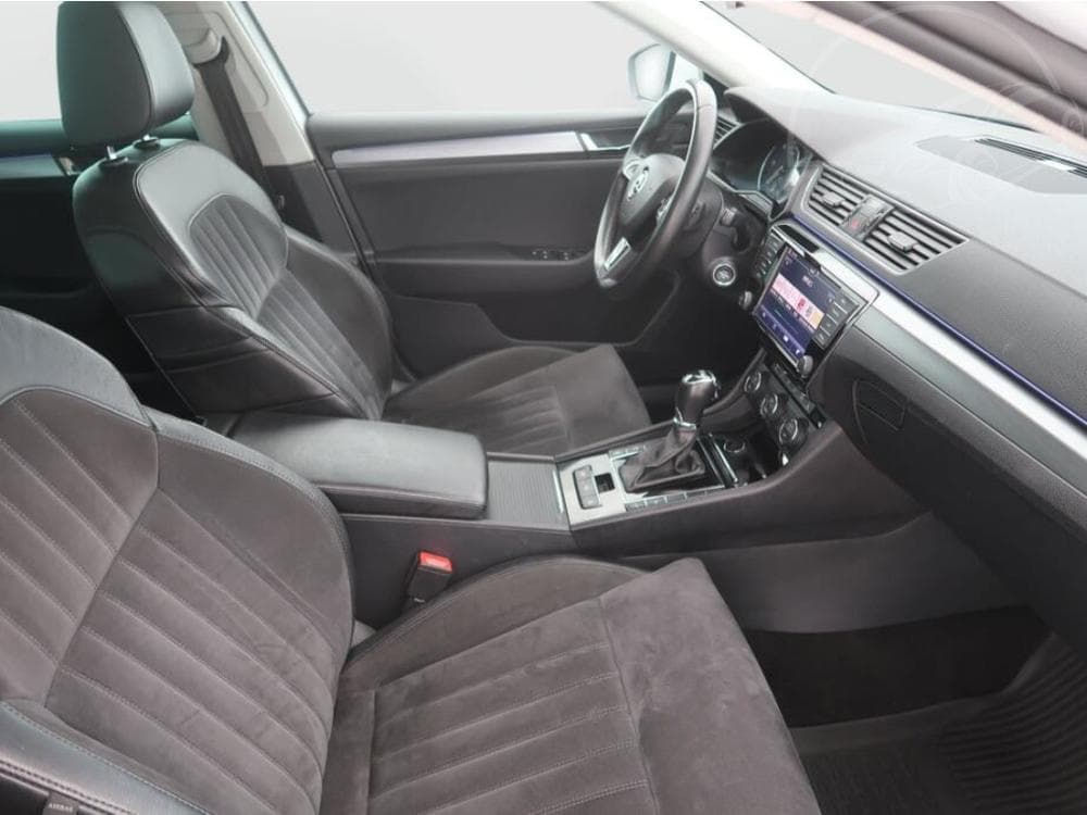2016 Škoda SUPERB - 33