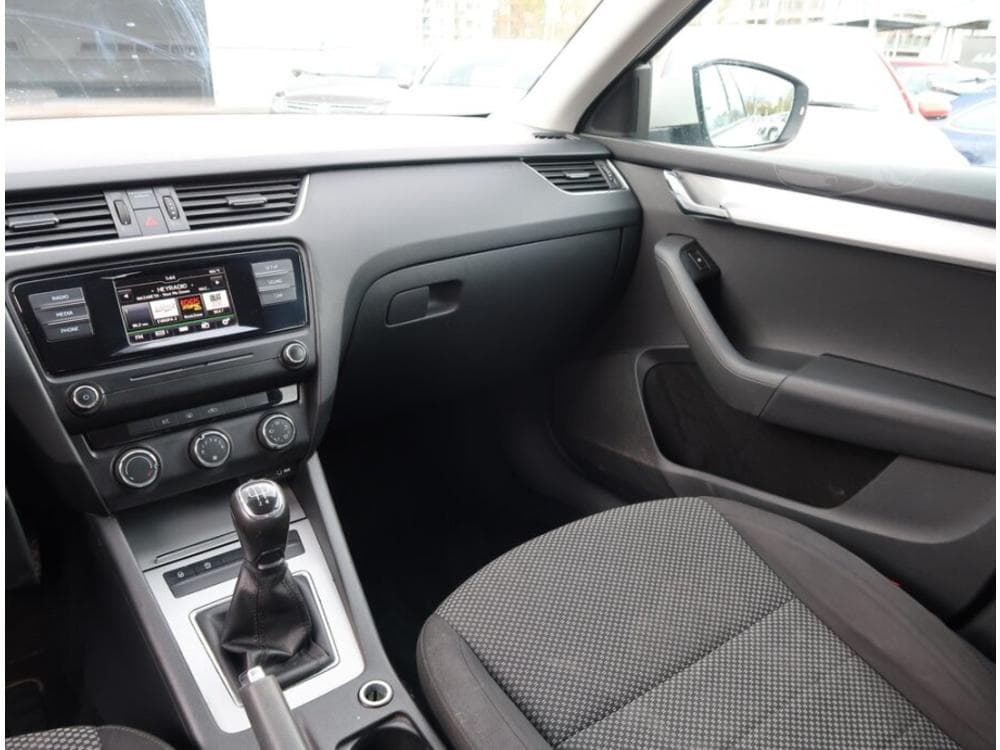 2017 Škoda OCTAVIA - 8