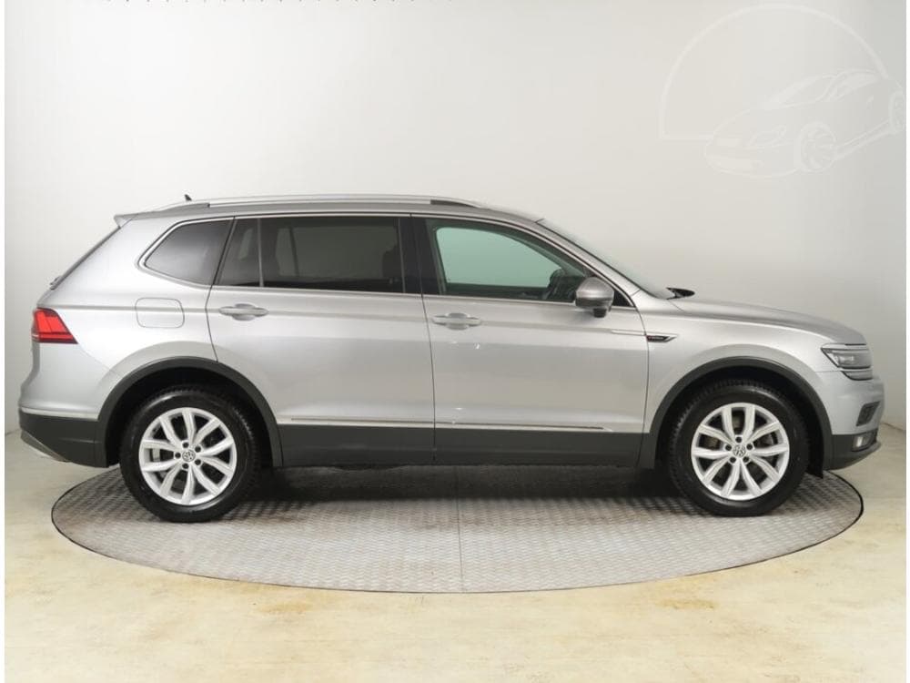 2020 Volkswagen TIGUAN - 21