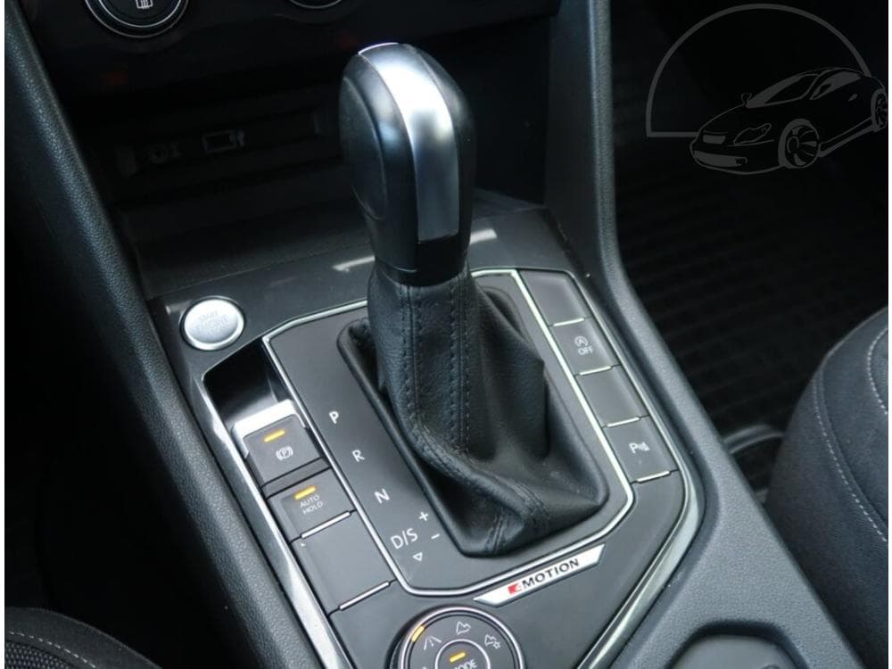 2020 Volkswagen TIGUAN - 49