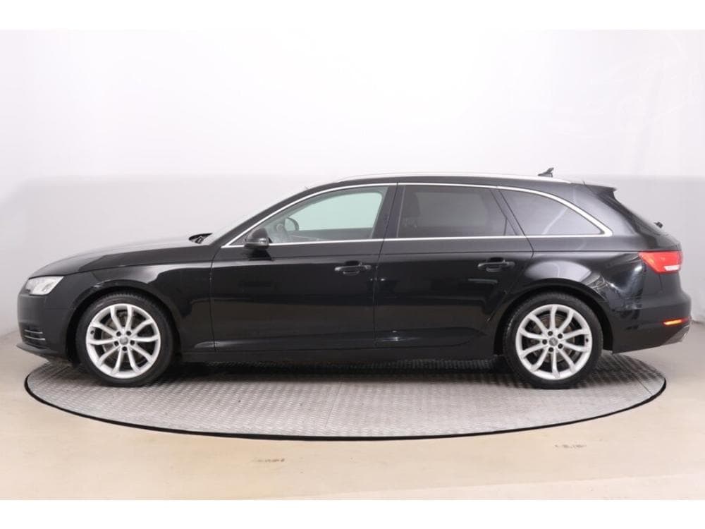 2017 Audi A4 - 9
