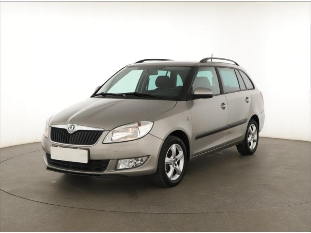 2014 Škoda FABIA - 5