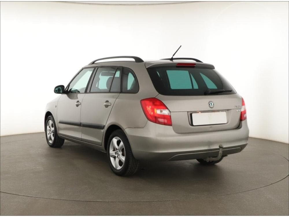 2014 Škoda FABIA - 13