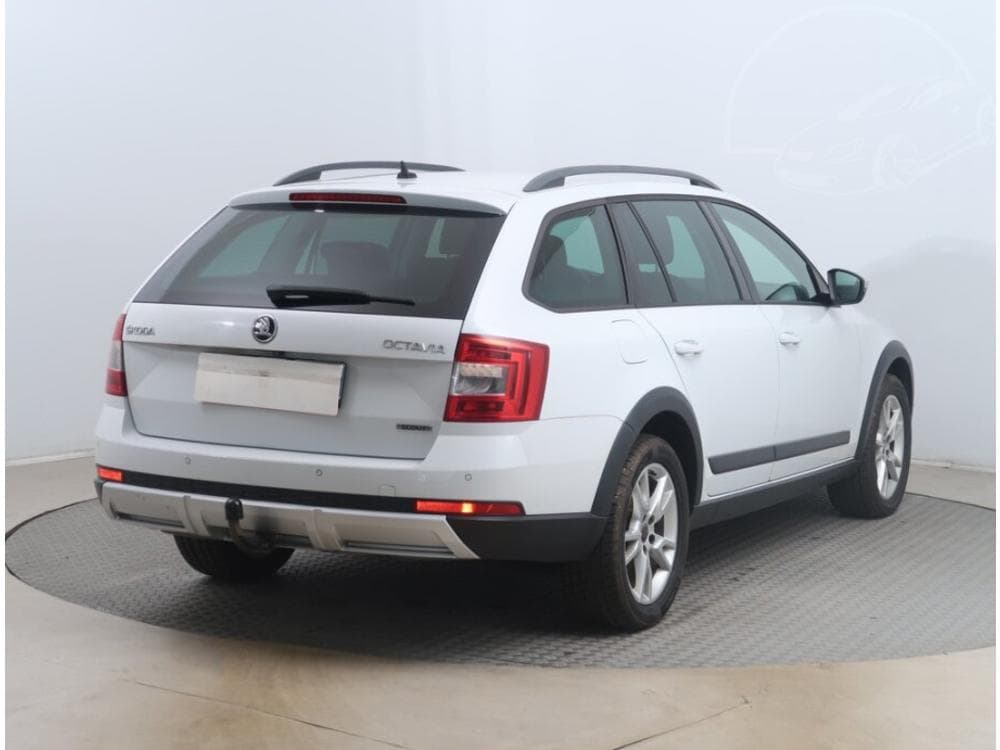 2015 Škoda OCTAVIA - 13