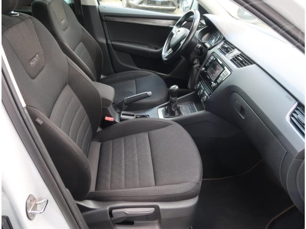 2015 Škoda OCTAVIA - 25