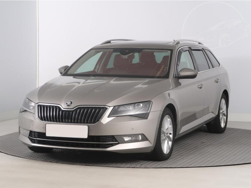 2016 Škoda SUPERB - 4