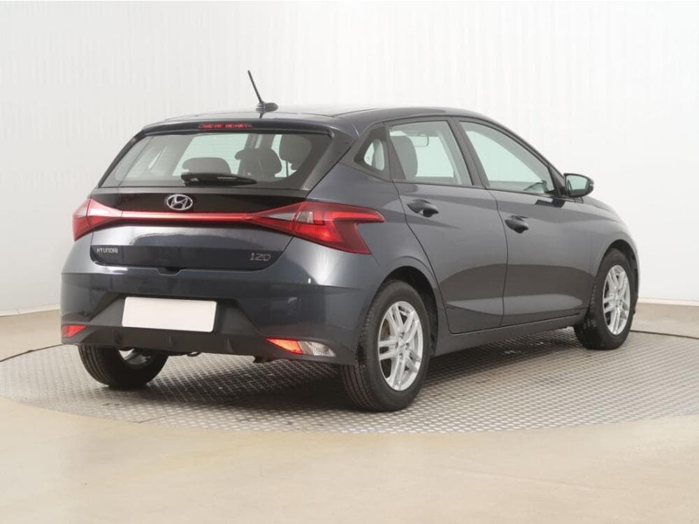 2021 Hyundai i20 - 13