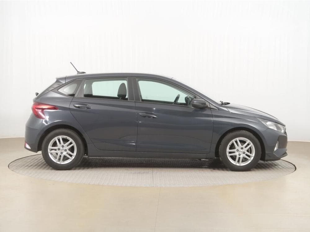 2021 Hyundai i20 - 16