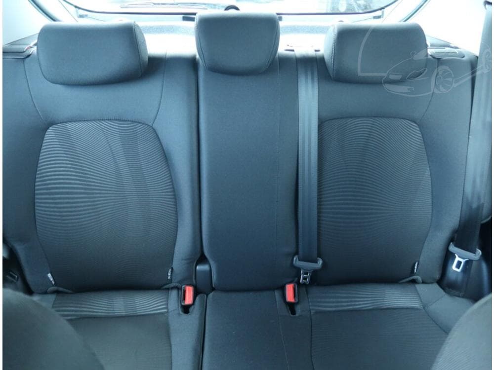2017 Hyundai i10 - 10