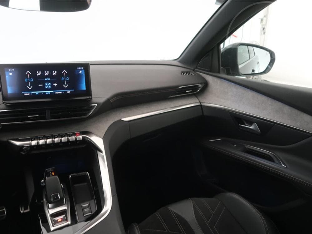 2021 Peugeot 3008 - 15