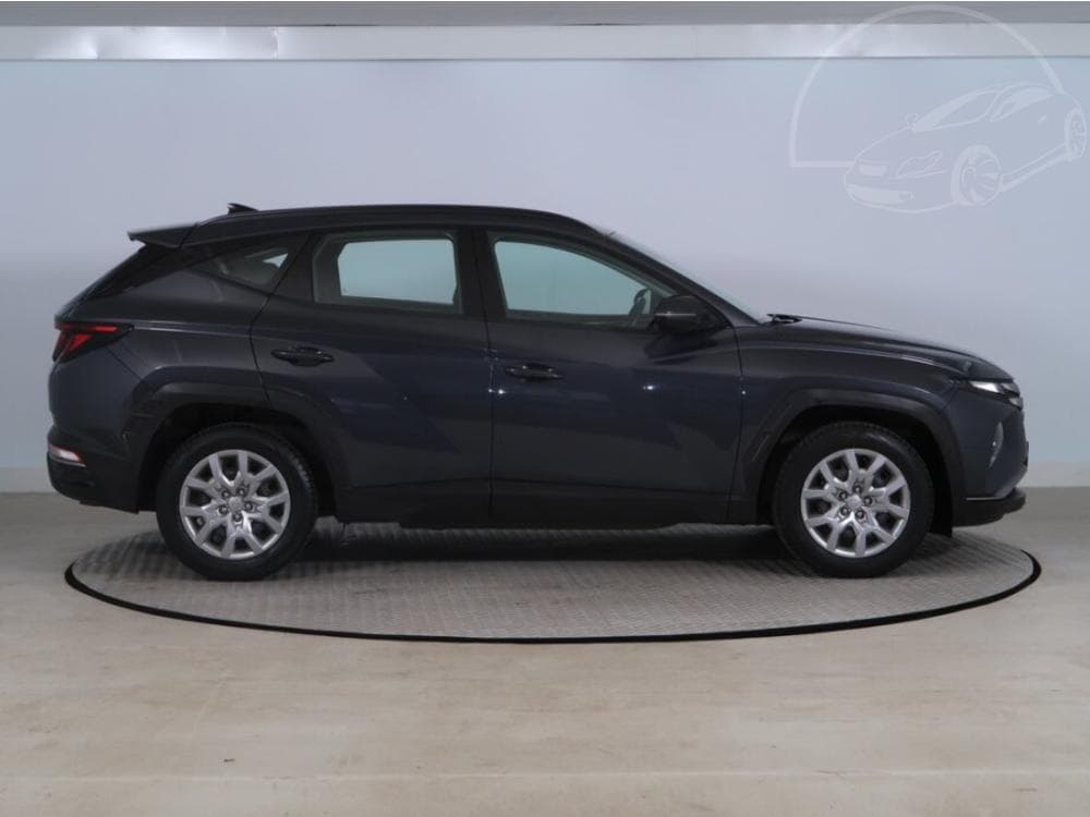 2021 Hyundai TUCSON - 11