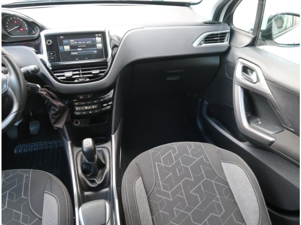 2016 Peugeot 2008 - 8