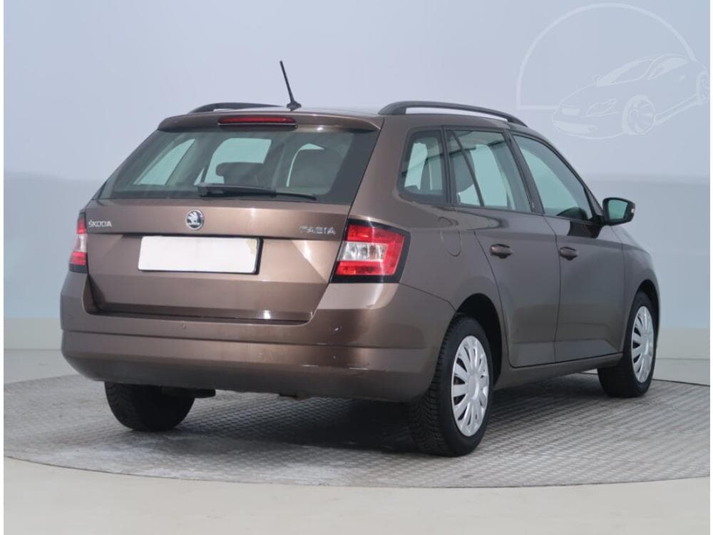 2017 Škoda FABIA - 9