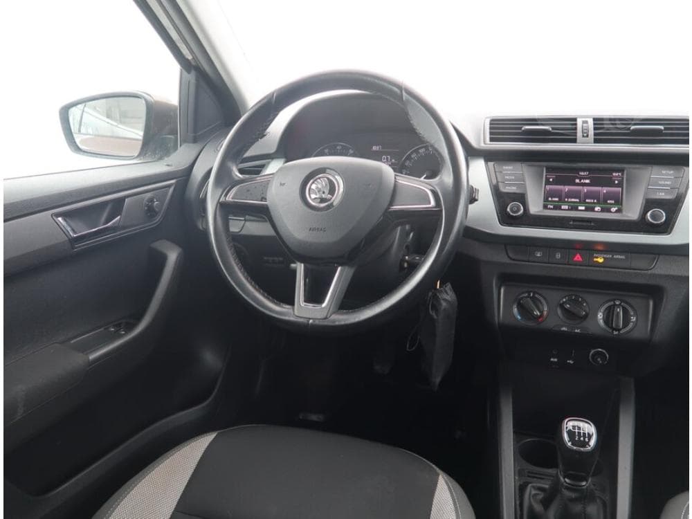 2017 Škoda FABIA - 13
