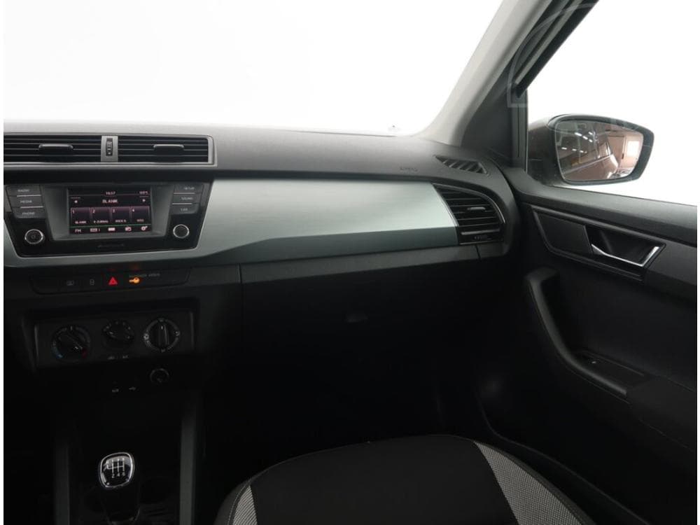 2017 Škoda FABIA - 15