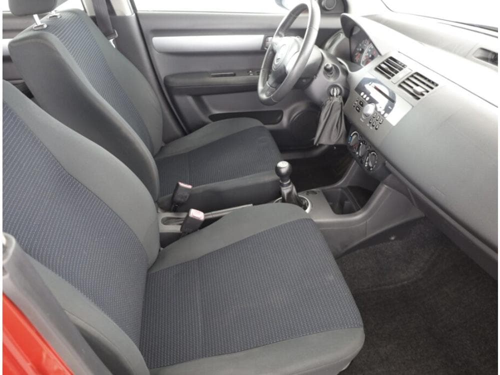 2010 Suzuki SWIFT - 7