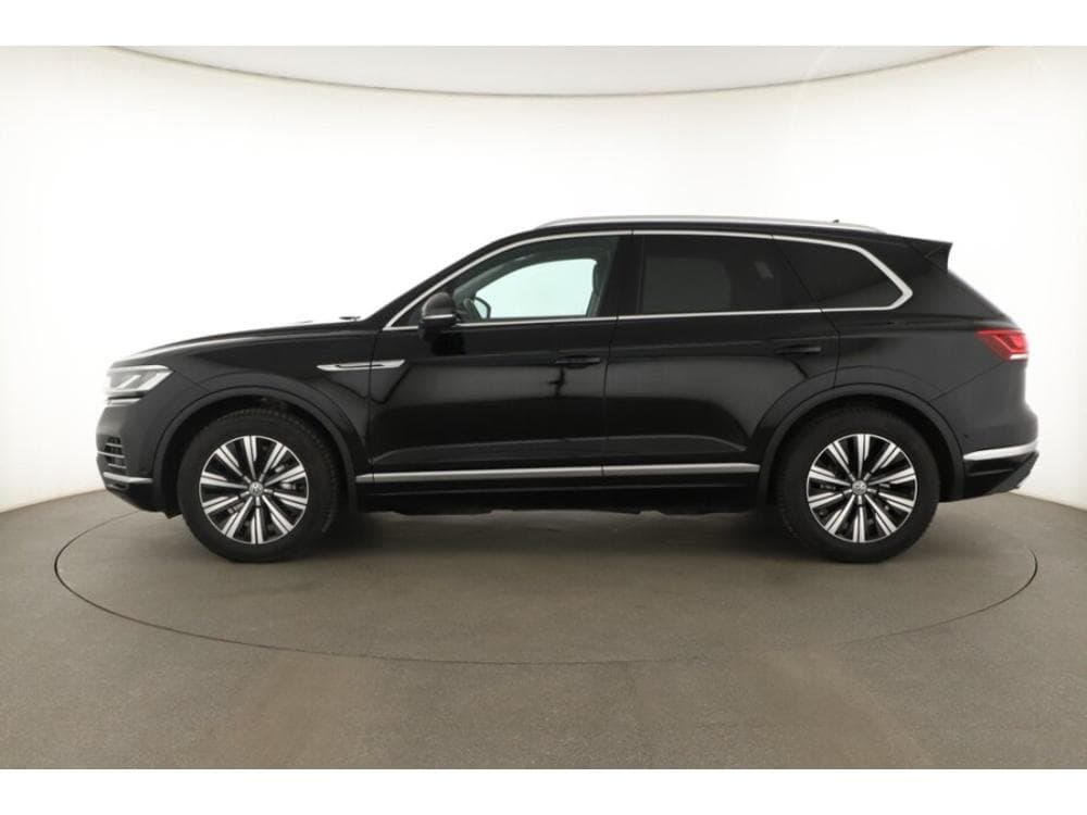 2019 Volkswagen TOUAREG - 5
