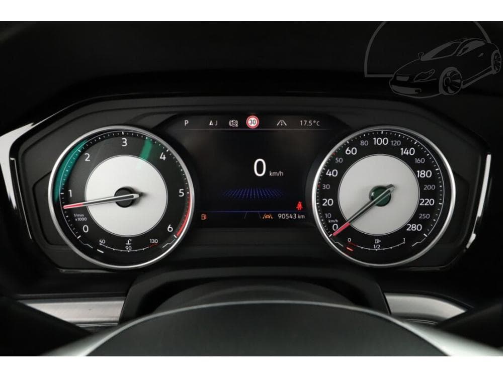 2019 Volkswagen TOUAREG - 25