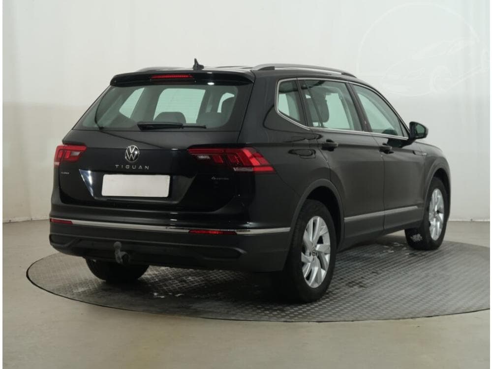2023 Volkswagen TIGUAN - 13