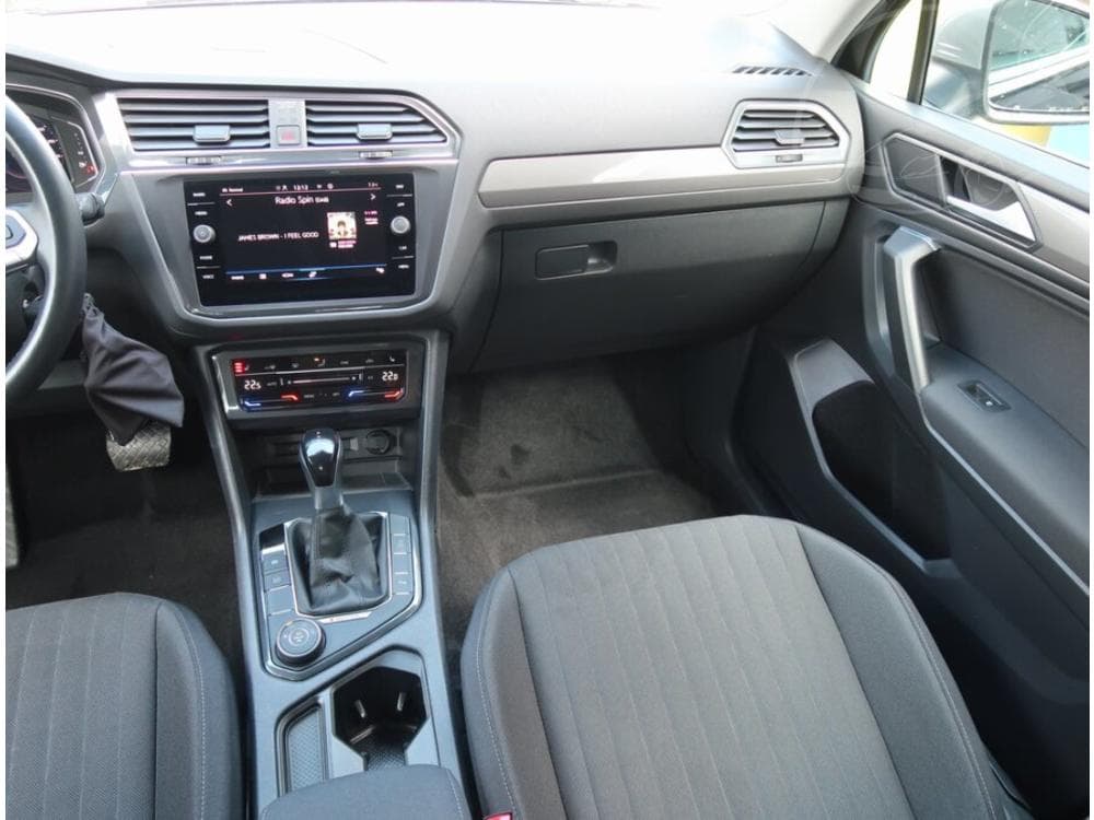 2023 Volkswagen TIGUAN - 22