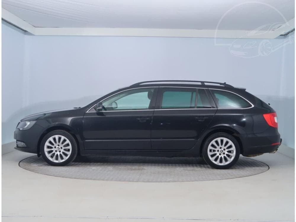 2014 Škoda SUPERB - 5