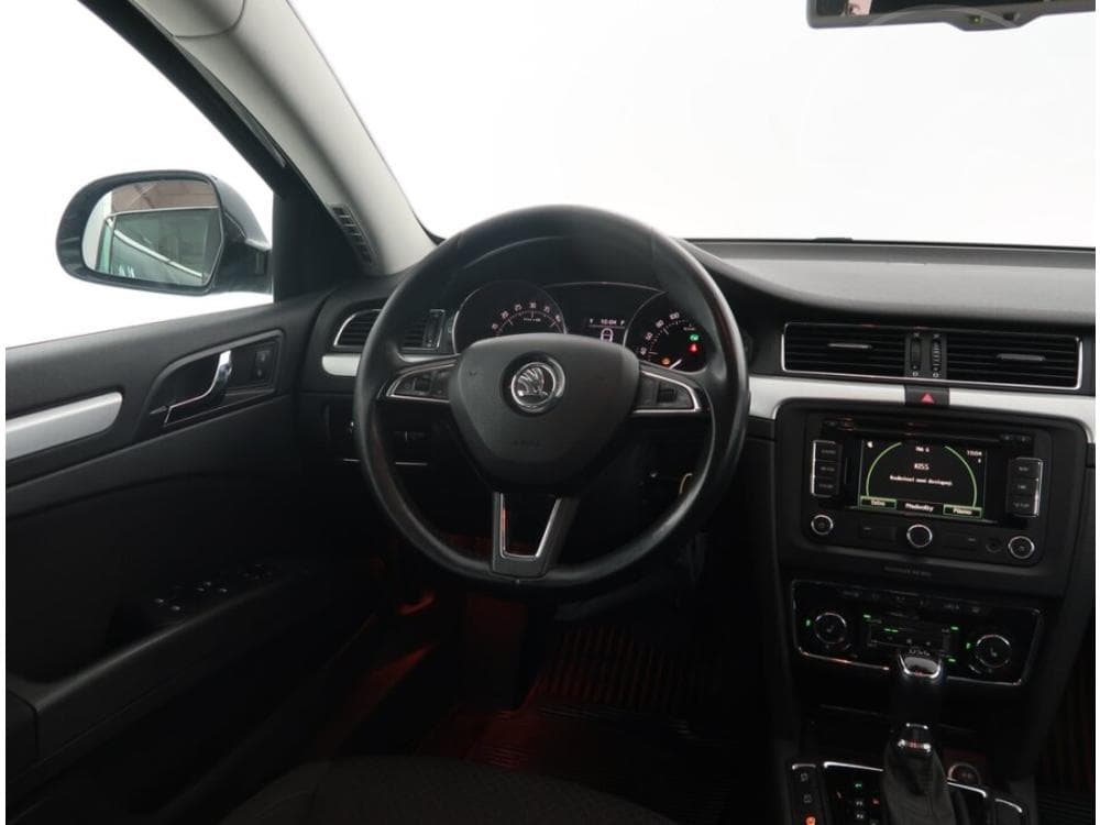 2014 Škoda SUPERB - 13