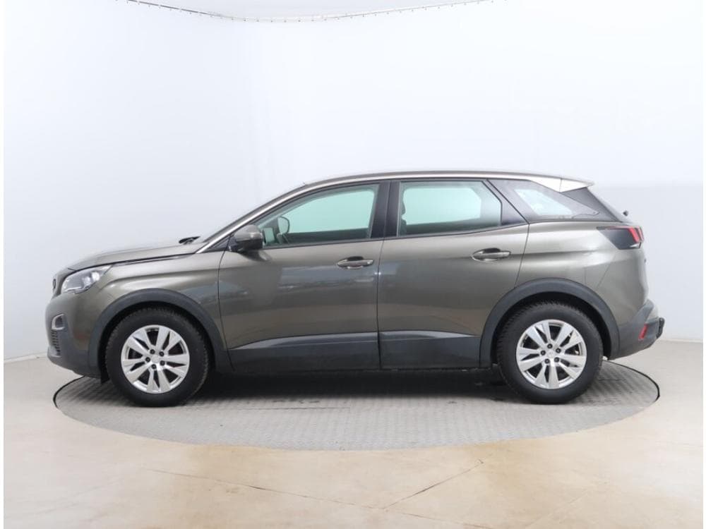 2018 Peugeot 3008 - 9