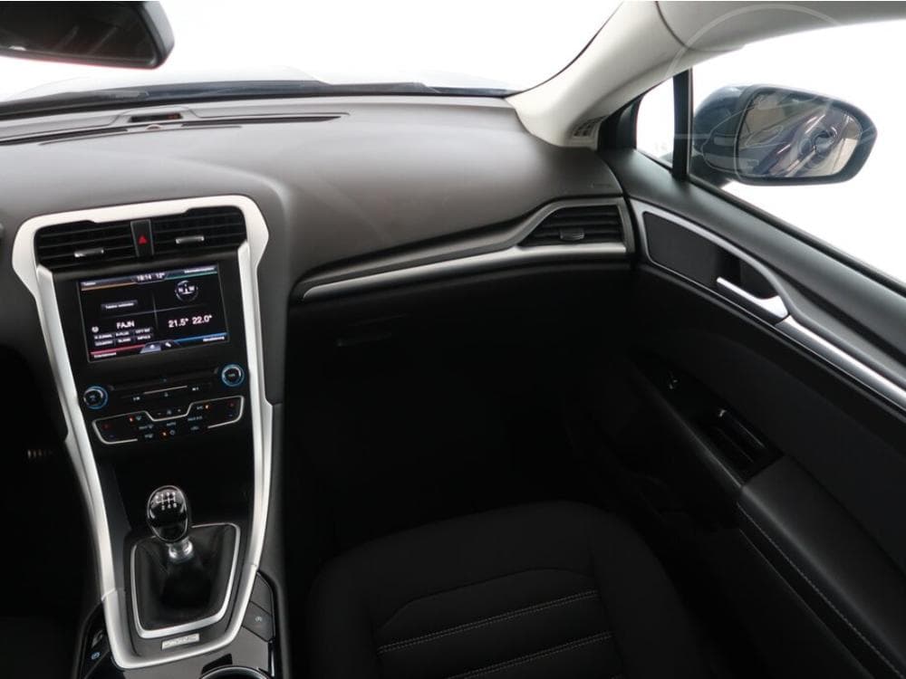 2016 Ford MONDEO - 15