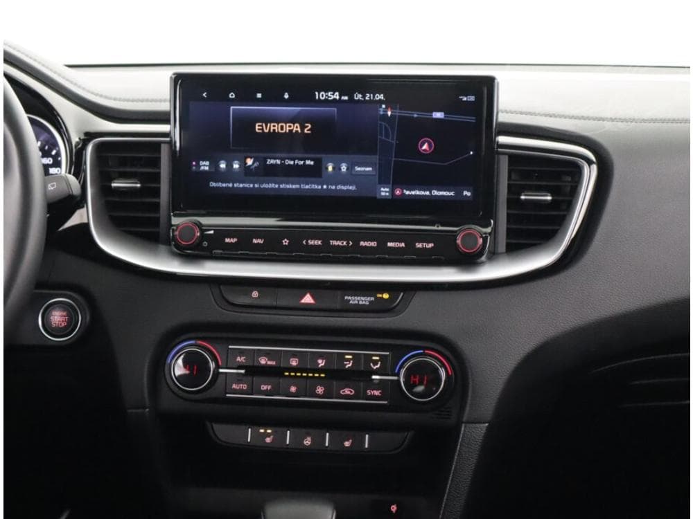 2025 Kia XCEED - 34