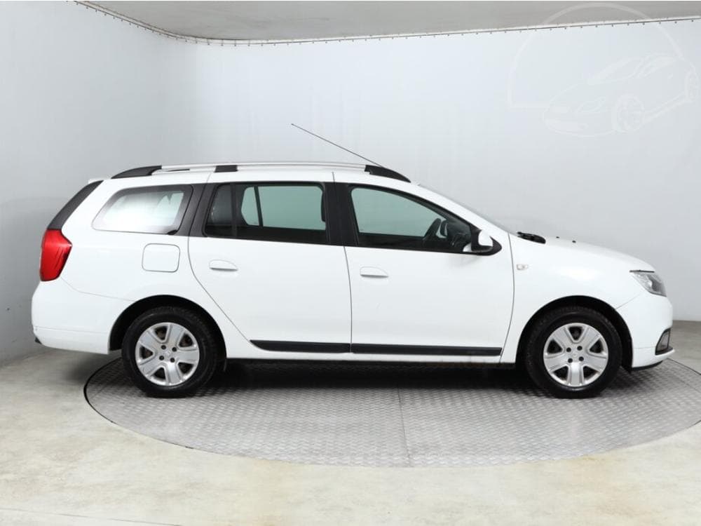 2020 Dacia LOGAN - 11