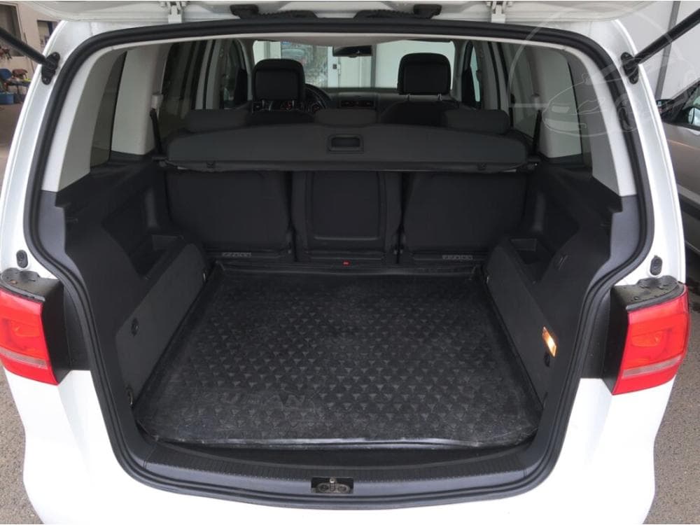 2012 Volkswagen TOURAN - 13