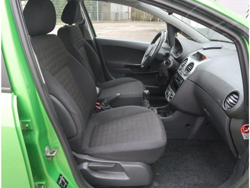 2014 Opel CORSA - 25